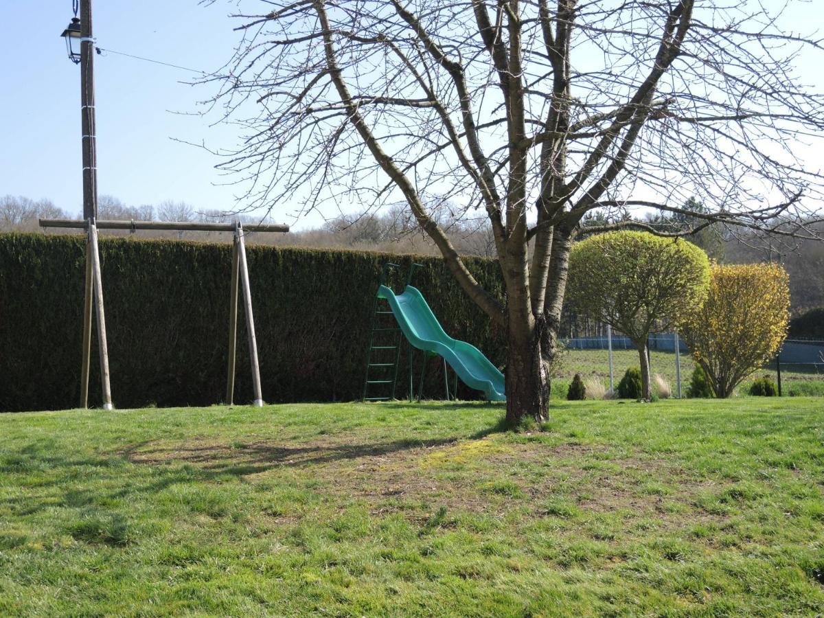 Chambres D'Hotes Les Colombes Montmort-Lucy Exterior foto